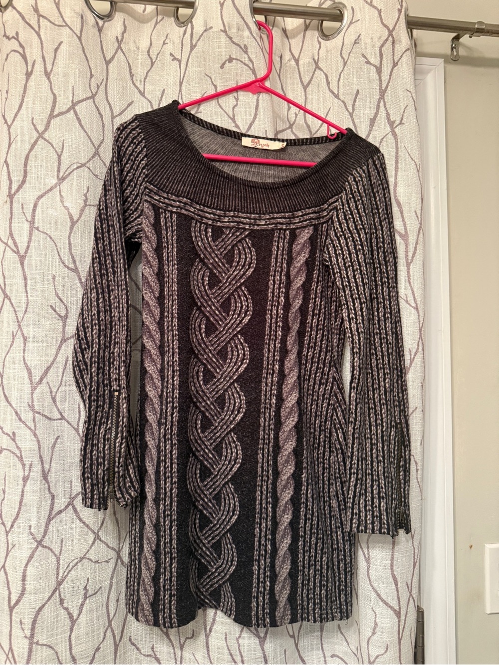 Aryeh Black and Gray Cable-Knit Long Sleeve Sweater Dress